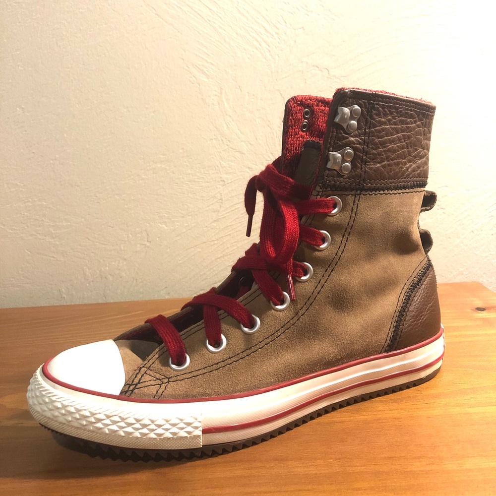Women’s Chuck Taylor Converse WORN ONCE
